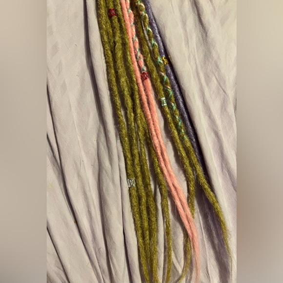 10 synthetic dreads 16 inches in length - Picture 15 of 16